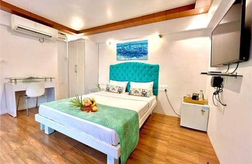 Caranzalem Hotel | Relaxing Beach Paradise with Pool & Child-Friendly Amenities