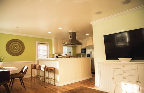 South Mission Beach Condo | Beachfront Bliss: Enjoy Mission Beach with Pet-Friendly Comfort