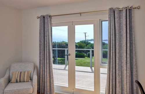 Bicheno House | Oceanfront Beach Path House - Guest Rated 9.8/10!