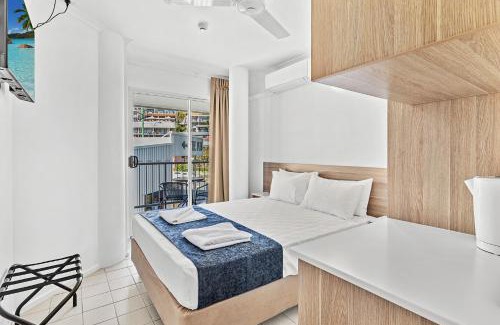 Airlie Beach Hotel | Beach Plaza Accommodation