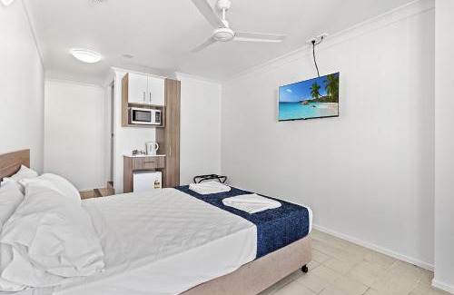 Airlie Beach Hotel | Beach Plaza Accommodation