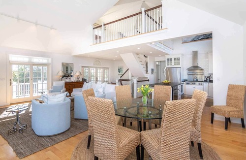 Katama House | Discover Beach Plum Meadows: Elegant Home Near South Beach