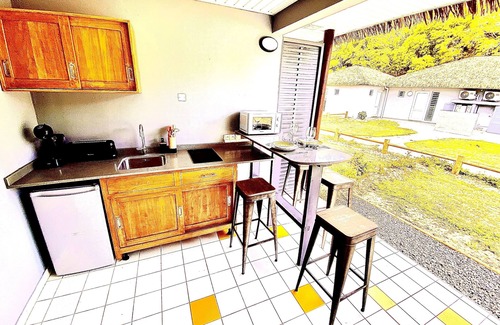 Grand-Bourg House | Oceanfront Residence with Pool & Family-Friendly Amenities