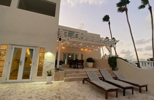 San Juan Apartment | Oceanfront 2BR Beach Retreat in Ocean Park with Spa