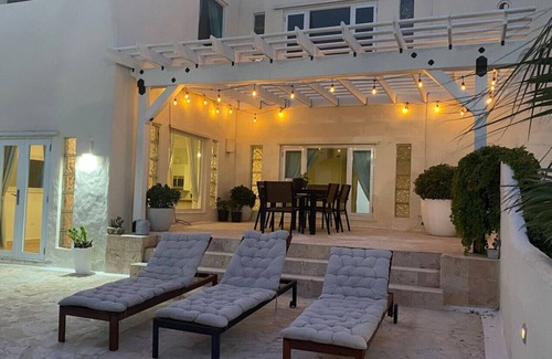 San Juan Apartment | Oceanfront 2BR Beach Retreat in Ocean Park with Spa