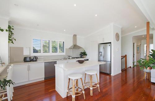 Casuarina Apartment | Top-Rated Beach Retreat for Families - 4-Star Comfort