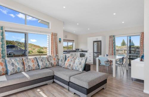 Ohope House | Relaxing Beach Retreat: Ohope Holiday Home Awaits You