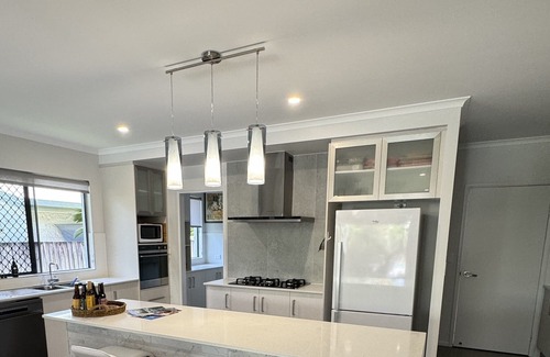 Kewarra Beach Apartment | Beach retreat on Poolwood