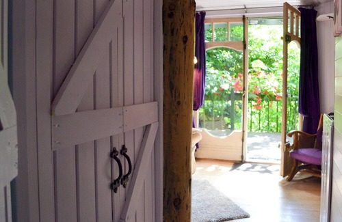 Carbis Bay Cottage | Inviting 2 Bedroom Retreat in St Ives with Ocean Views