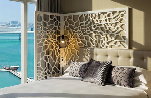Al Zahiyah Hotel | Elegant Beach Rotana Residences: Top Amenities & 9/10 Rating
