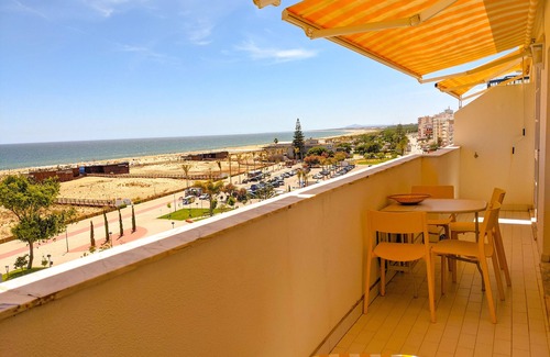 Vila Real Santo Antonio Apartment | Oceanfront Seasun Vacation Rentals with Pool & Spa