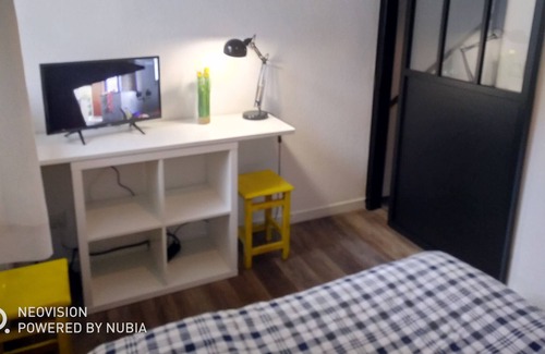 Carcans Plage Apartment | Beach Shackles: Perfect Getaway Just Steps from the Shore
