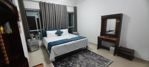 Sharjah House | Beachside Private Room with Pool and Ocean View Awaits