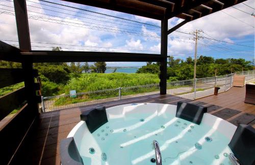 Ginoza Villa | Oceanfront Escape at Beach Side Secret - Rated 9.1/10