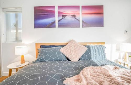 Semaphore Park Apartment | Beachfront Getaway at Sandy Feet 1 in Semaphore