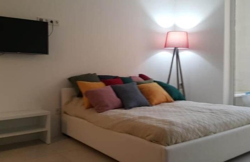 Kvariati Apartment | Beach Studio Apartment in Kvariati - Family-Friendly Retreat