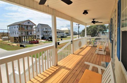 Surf City House | Relaxing Beach Therapy for Families and Pets Awaits You