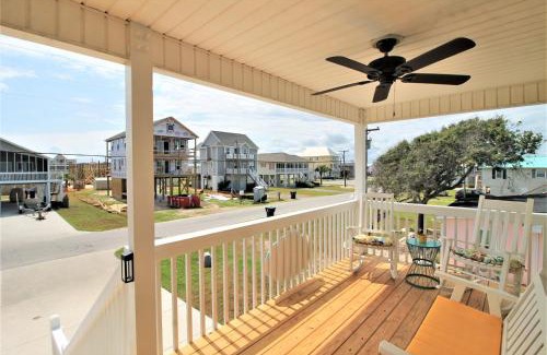 Surf City House | Relaxing Beach Therapy for Families and Pets Awaits You