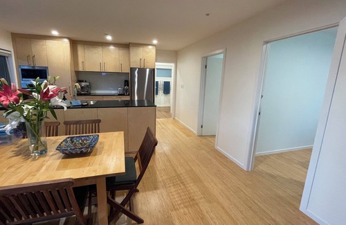 Piha House | Beach-vibe, modern, easy-living house opposite Nth Piha iconic surf beach