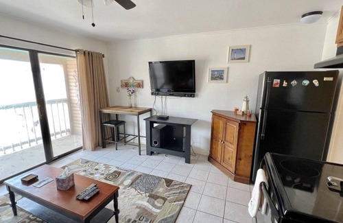 North Beach Condo | Oceanfront Beach View Condo with Pool & Family Amenities