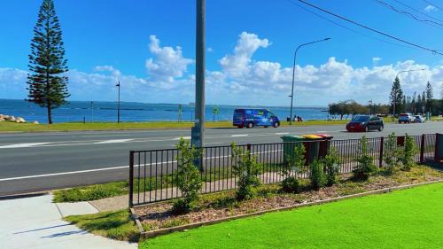 Clontarf House | Oceanfront Vandy Beach Cottage with Family-Friendly Amenities