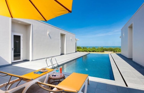 Long Hai Villa | Beach View Villa with Private Pool & Prime Tourist Location