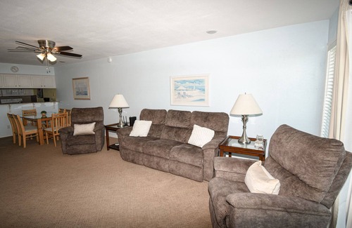 Corpus Christi Condo | Relaxing Retreat with Ocean View & Spa Amenities Await