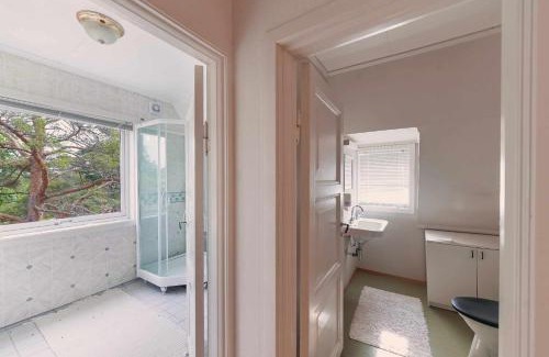 Tord House | Pet-Friendly Beach Villa with 4 Bedrooms & Great Reviews