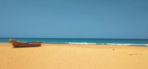 Nilaveli Hotel | Relax at Beach Walk Villa: Pet & Child Friendly Retreat