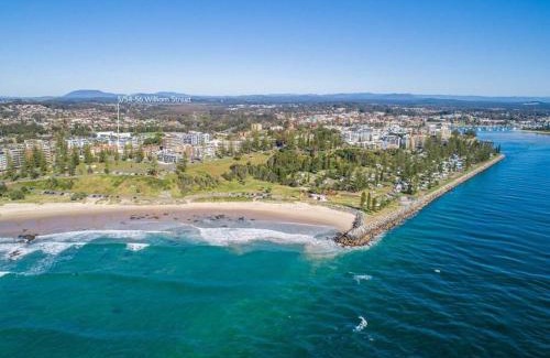 Port Macquarie Apartment | Beachcalmer2: Oceanfront Escape with Pool & Family Amenities