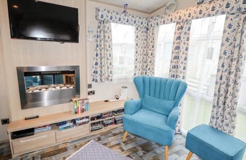St George House | Beachcomber D35: Rated 9.5/10 with Pool & Pet-Friendly Stay