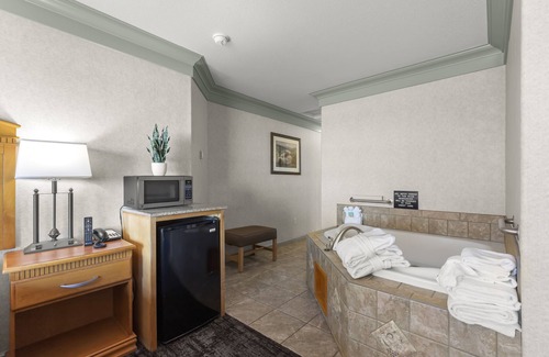 Fort Bragg Hotel | Beachcomber Motel Fort Bragg: Family-Friendly Coastal Retreat