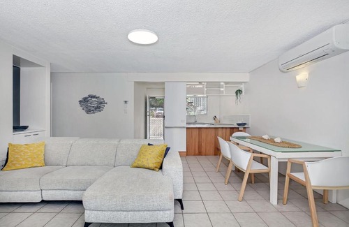 Kings Beach Apartment | Family-Friendly Beachcomber Unit 4 Near Dingle Ave