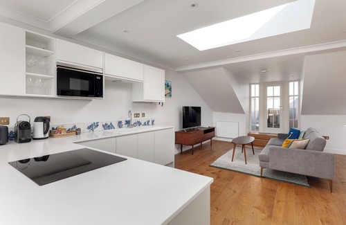 St. Andrews Apartment | Oceanfront Penthouse by the Old Course - Guest Rated 10/10