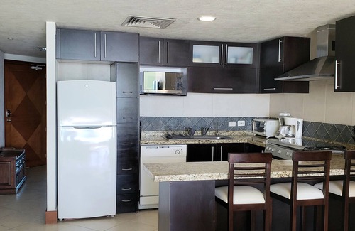 South Hotel Zone Condo | Unwind in a Beachfront Condo with Private Hot Tub