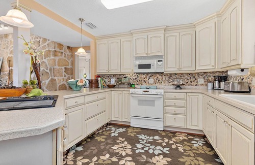 Palm Coast House | Relaxing Escape @ Private Beachfront Duplex with Spa & Ocean View