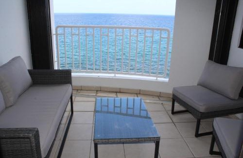 Stella Apartment | Oceanfront 2-Bedroom Retreat at Victoria del Mar