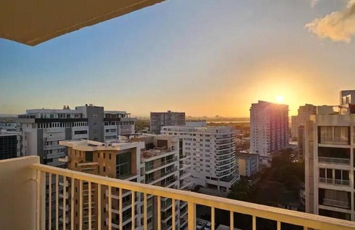 Isla Verde Apartment | Beachfront 2-Bedroom Apartment Steps from Dining & Shops