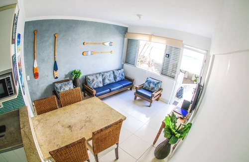 Tombo Apartment | Beachfront Apartment on Praia do Tombo with Ocean View