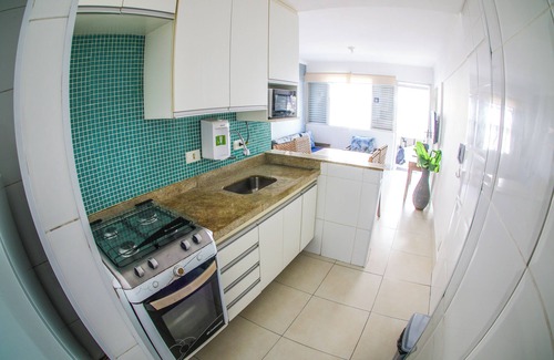 Tombo Apartment | Beachfront Apartment on Praia do Tombo with Ocean View