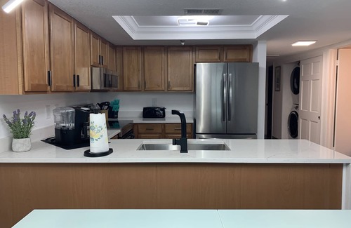 Madeira Beach Condo | Top Floor Gulf View 3 Bed/3 Bath with Pool & Spa Access