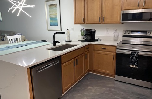 Madeira Beach Condo | Top Floor Gulf View 3 Bed/3 Bath with Pool & Spa Access