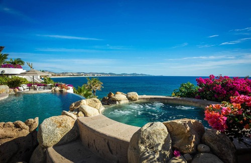 San Jose del Cabo Villa | Beachfront Villa Gloriosa: Heated Pool & Wine Cellar