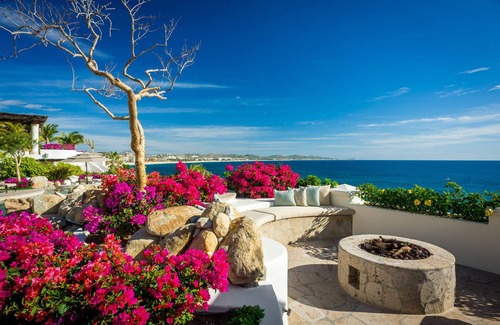 San Jose del Cabo Villa | Beachfront Villa Gloriosa: Heated Pool & Wine Cellar