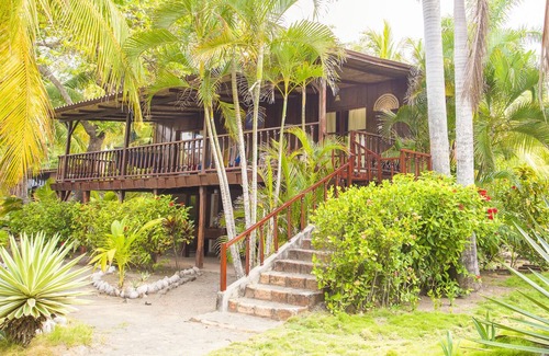 Mechapa House | Ocean View Retreat with Pool and Pet-Friendly Amenities!