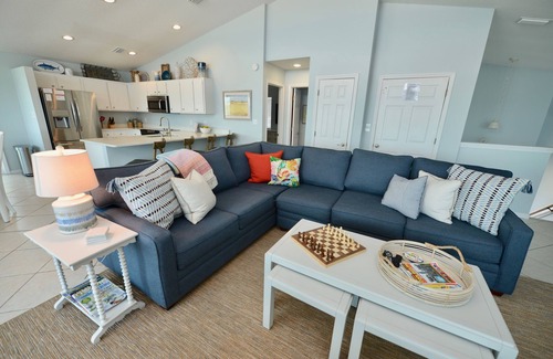 East End House | Beachfront Oasis with Heated Pool and Ocean Views