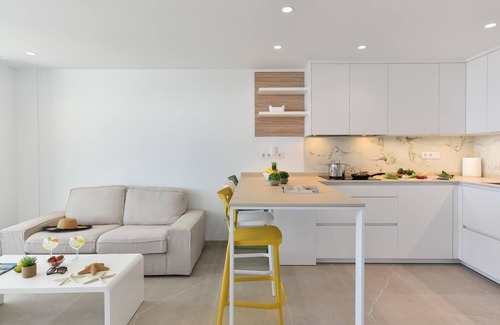 San Agustin Apartment | Beachfront Apartment Nasas 12: Guest Rated 10/10 Stay