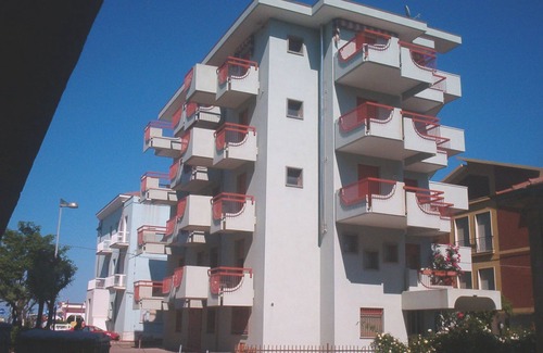 Igea Marina Apartment | Beachfront Apartment with Ocean View & Pool Access