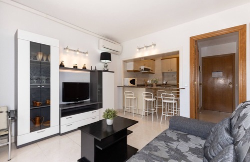 Vilafortuny Apartment | Guest Approved: Beachfront Apartment for 4 with Ocean View