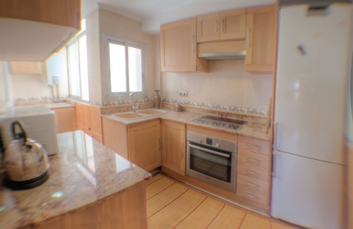 El Cabanyal Apartment | Relaxing Beachfront Apartment in Valencia with Spa & Breakfast